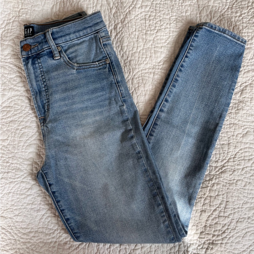 GAP True Skinny Jeans